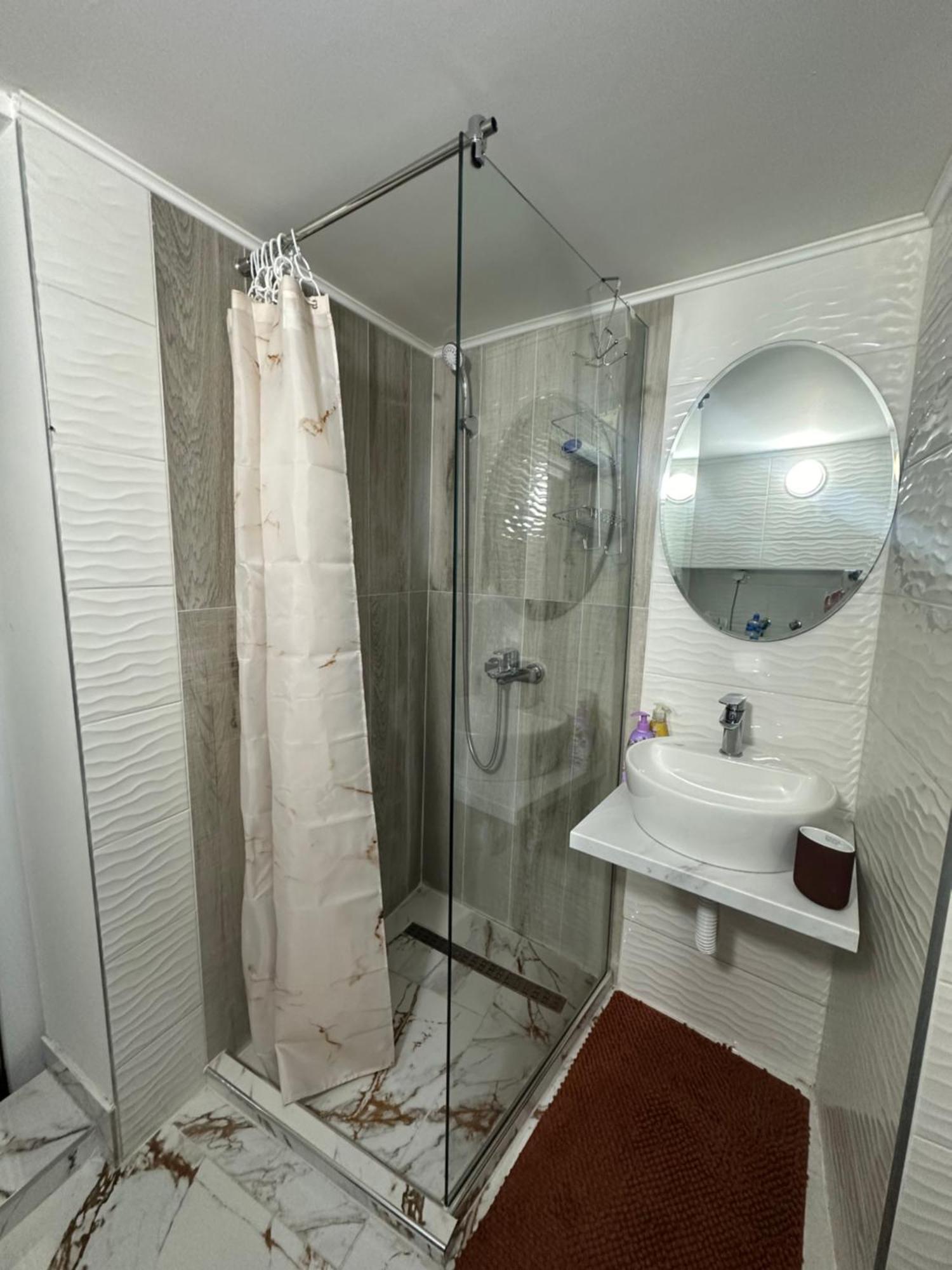 Apartman Lili Cetinje Buitenkant foto