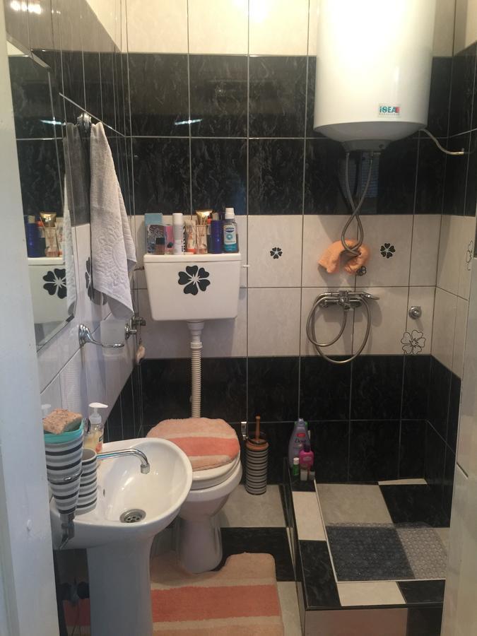Apartman Lili Cetinje Buitenkant foto