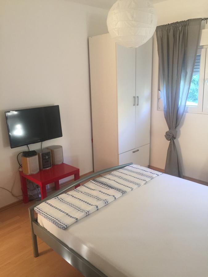 Apartman Lili Cetinje Buitenkant foto