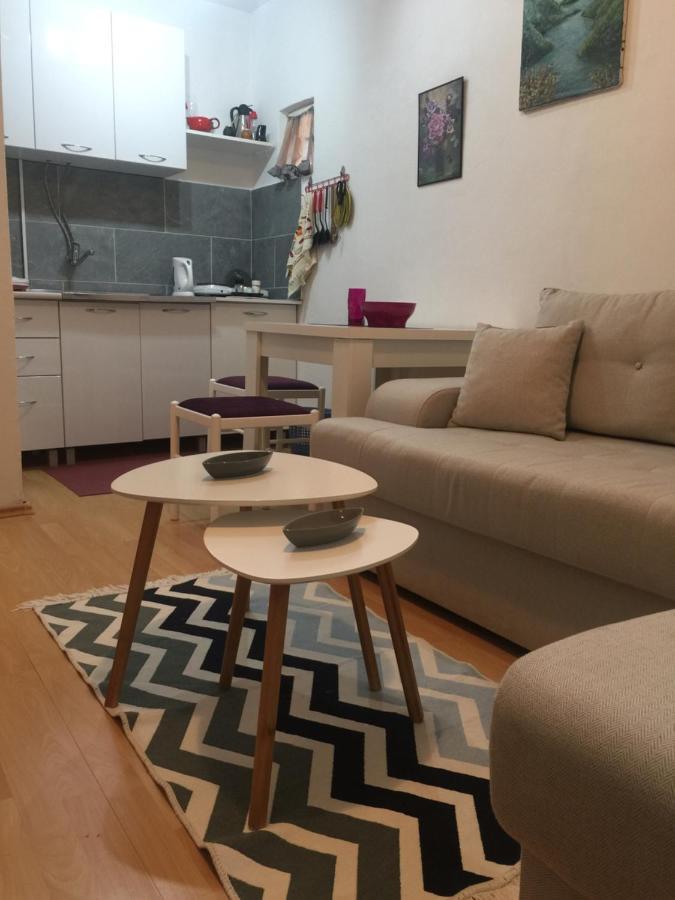 Apartman Lili Cetinje Buitenkant foto