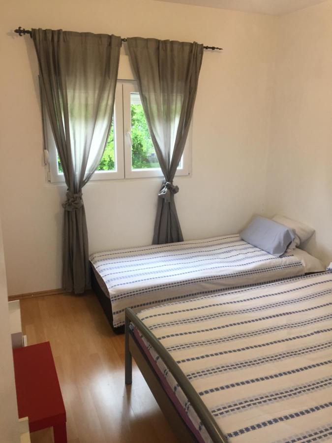 Apartman Lili Cetinje Buitenkant foto